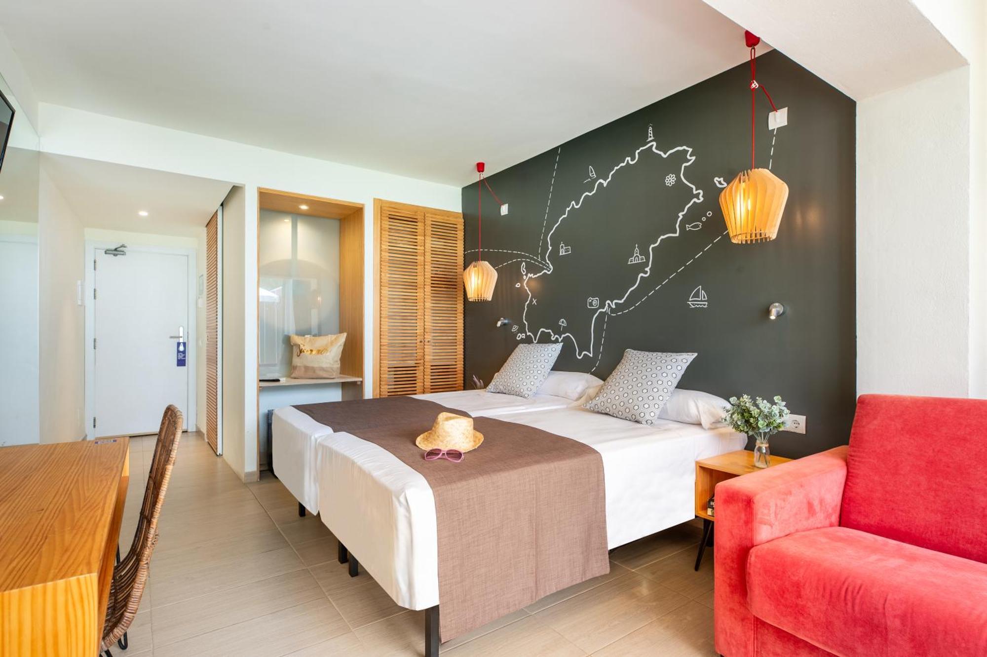 Hotel Vibra Cala Tarida-3Sup Cala Tarida  Εξωτερικό φωτογραφία