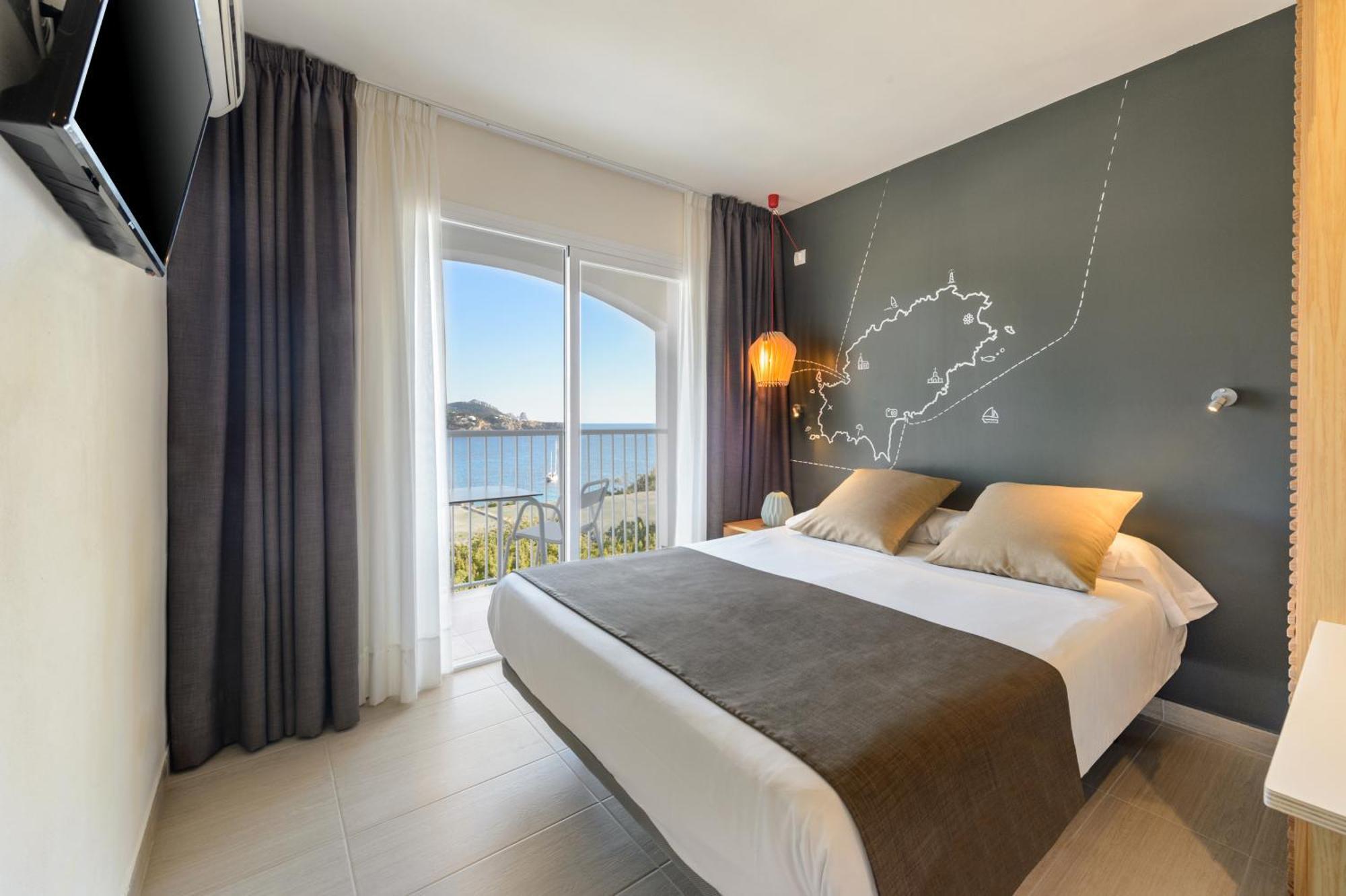 Hotel Vibra Cala Tarida-3Sup Cala Tarida  Εξωτερικό φωτογραφία