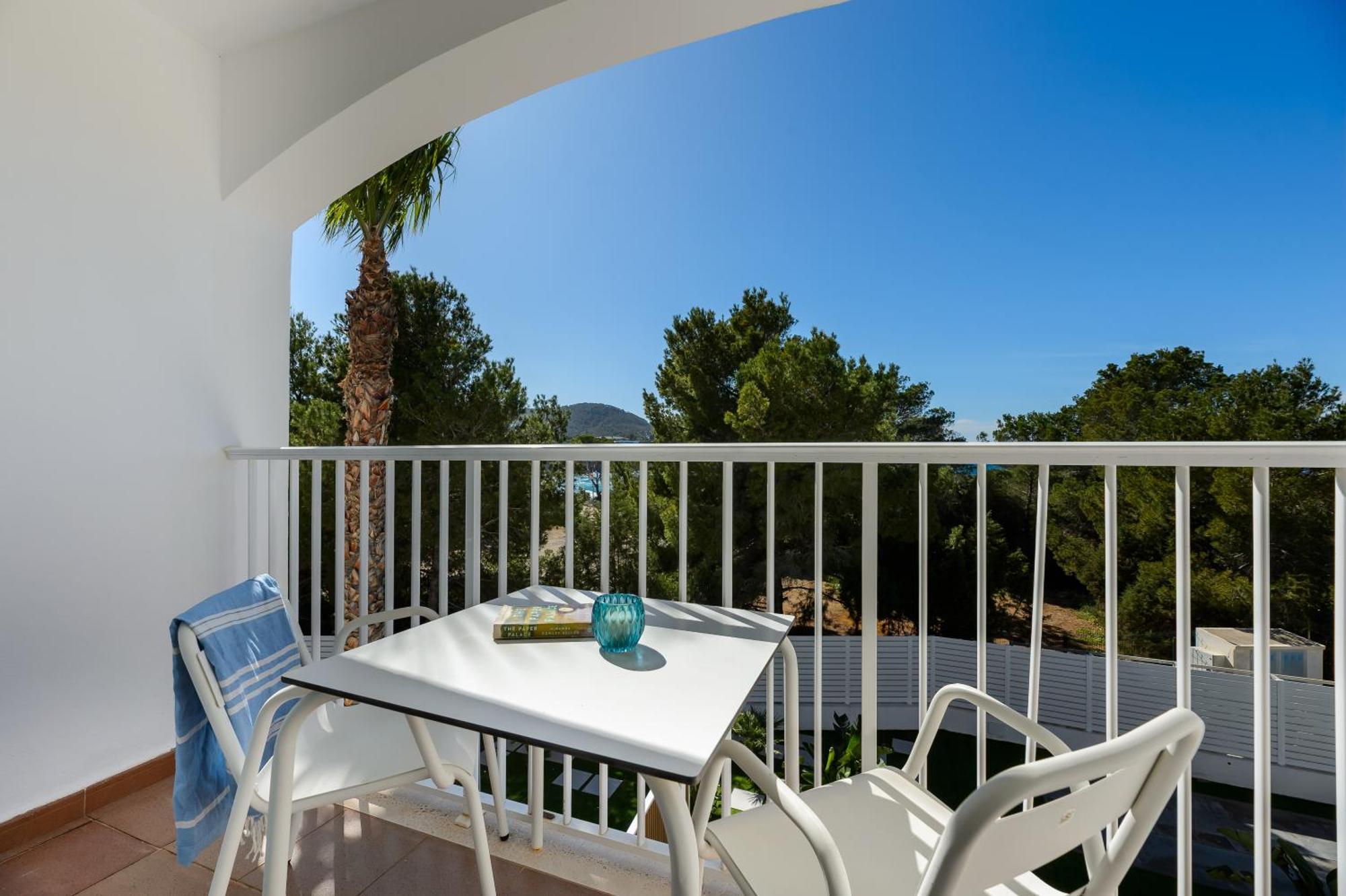 Hotel Vibra Cala Tarida-3Sup Cala Tarida  Εξωτερικό φωτογραφία